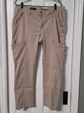 Lee straight leg, tan pants, 18W